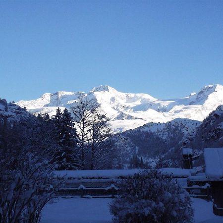 Hotel Villa Tedaldi Gressoney-Saint-Jean Εξωτερικό φωτογραφία
