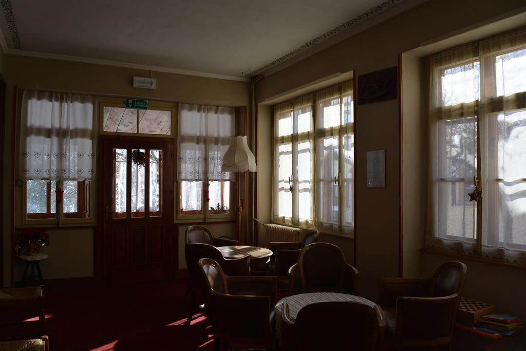 Hotel Villa Tedaldi Gressoney-Saint-Jean Εξωτερικό φωτογραφία